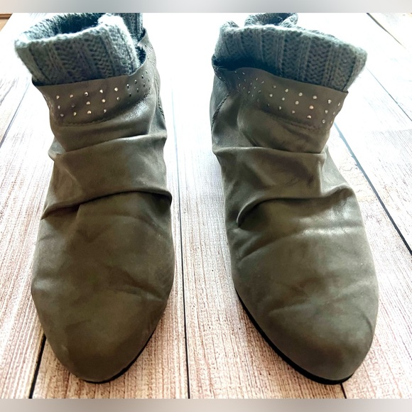 Not Rated Mini Ankle Booties - Picture 3 of 8